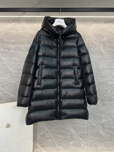 ハイクオリティダウンジャケット背面デザイン